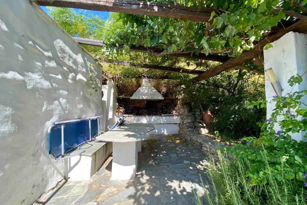 The Old Stone Cottage Karystos  Exteriör bild